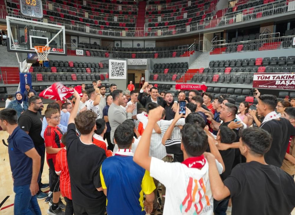 Basketbol sevinç2-i6ab0ee725920c.jpg